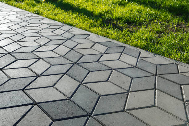 Best Decorative Driveway Pavers  in Fruitport, MI